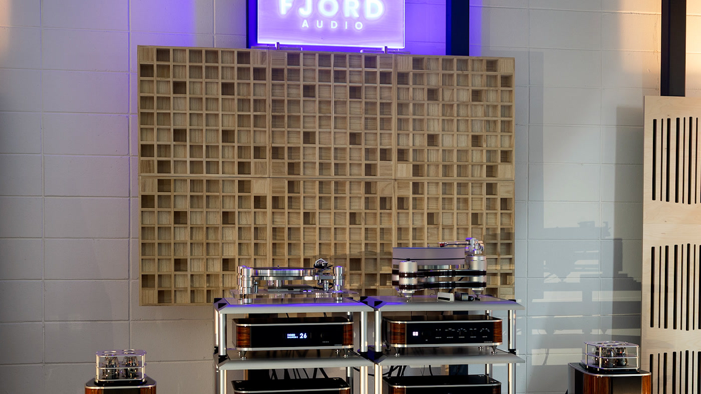 Clearaudio vinyl front end and Fjord Audio electronics in the Fjord Audio listening room